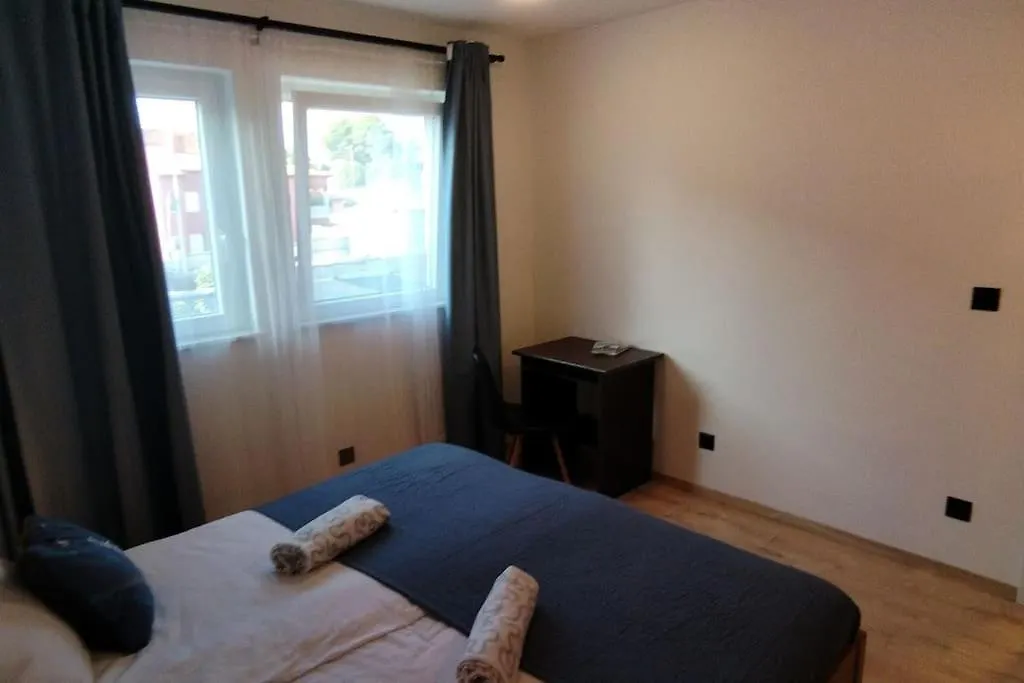 Cute Apartment Marla Art Close To Center Πούλα