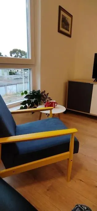 Cute Apartment Marla Art Close To Center Πούλα